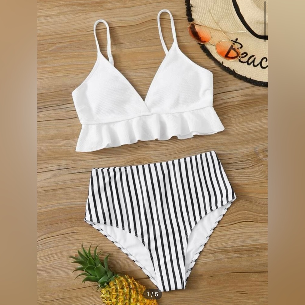 SHEIN Ruffle Top Bikini